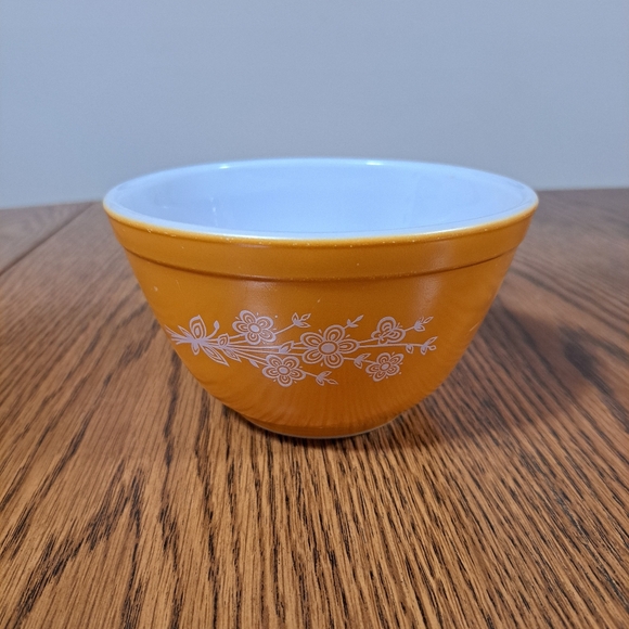 Pyrex Other - Pyrex 401 Butterfly Gold Mixing Serving Bowl 750 Milliliter Vintage